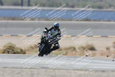 media/Oct-02-2025-Racers Edge (Thu) [[2c91cb6ab3]]/3-B Group/Session 2-Turn 14 (11am)/